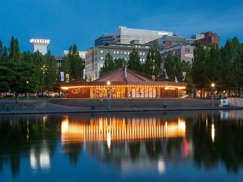 Ramada By Wyndham Downtown Spokane Exterior photo