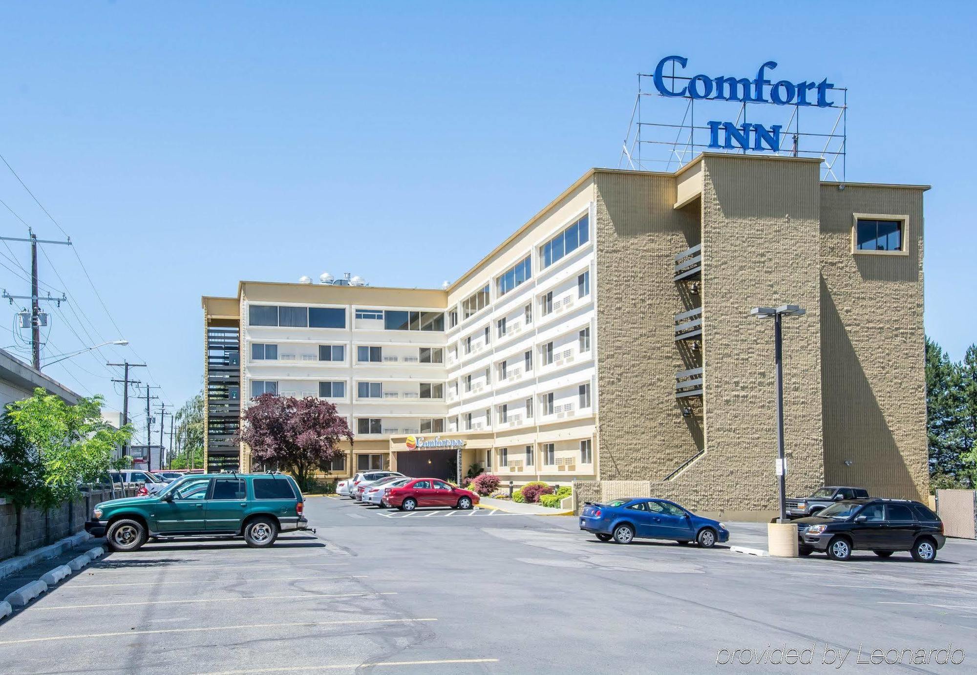 Ramada By Wyndham Downtown Spokane Exterior photo