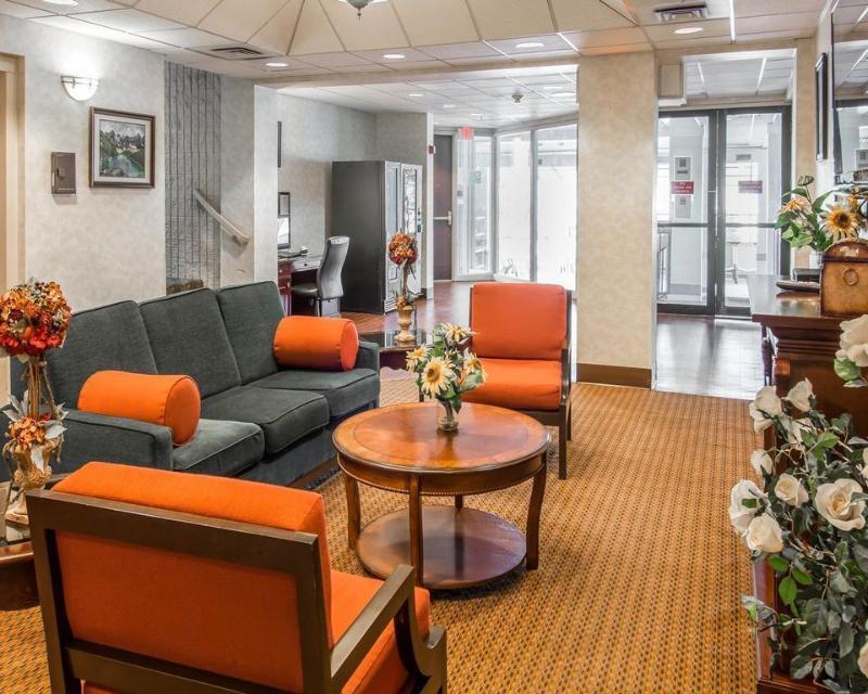 Ramada By Wyndham Downtown Spokane Exterior photo